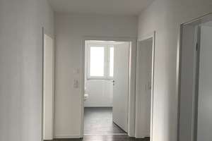 Ebenerdige Terrassenwohnung mit Vollbad, Kellerraum und PKW-Stellplatz – Die vollständige Adresse der Immobilie erhältst du vom Anbieter., 26133 Kreyenbrück, Oldenburg (Oldenburg) – Vorschaubild 8