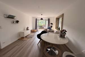 Idyllisch! Renoviertes 3 Parteienhaus mit schönem Garten und Doppelgarage in toller Aussichtslage – Die vollständige Adresse der Immobilie erhältst du vom Anbieter., 70195 Botnang-West, Stuttgart – Vorschaubild 2