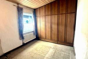 Solide Doppelhaushälfte mit 2 Wohneinheiten, Garage & Garten, Wintergarten sowie neue Heizung – Hohestrasse 61, 41179 Rheindahlen-Mitte, Mönchengladbach – Vorschaubild 10