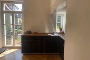Wunderschöne 2-Zimmer Altbauwohnung mit Balkon und Wohnküche – München – Vorschaubild 11