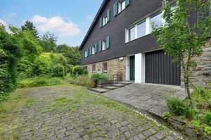 Das ganz große Glück im Grünen! Freistehendes, vielseitiges Zuhause mit Garagenhaus in Fischlaken – Die vollständige Adresse der Immobilie erhältst du vom Anbieter., 45239 Fischlaken, Essen – Vorschaubild 2