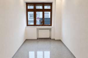 Repräsentative 130 m² Altbauwohnung mit 100 m² Garten und Sonnenterrassen am Minto – Die vollständige Adresse der Immobilie erhältst du vom Anbieter., 41061 Gladbach, Mönchengladbach – Vorschaubild 10