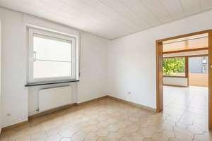 Vielseitig nutzbar: Zweifamilienhaus mit Garten und Balkon – perfekt für Kapitalanleger und Familien – Pfalzstraße 5, 55583 Bad Münster am Stein-Ebernburg – Vorschaubild 3