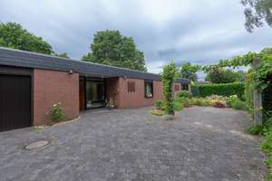 *VERKAUFT* Architektur-Ikone: Winkel-Bungalow inklusive Parkfeeling in Krefeld-Fischeln – Die vollständige Adresse der Immobilie erhältst du vom Anbieter., 47807 Fischeln, Krefeld – Vorschaubild 32