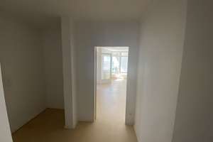 Mit Schlafnische und großer Küche, perfekt für 1 Person. – Waldsassener Straße 29, 12279 Marienfelde, Berlin – Vorschaubild 8