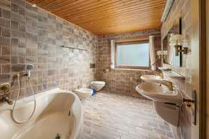 Property thumbnail 12