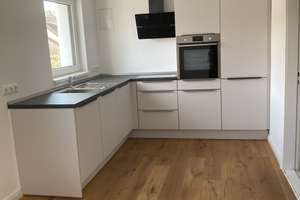 Charmante Maisonette-Wohnung mit Einbauküche im Flüsseviertel der  Bremer Neustadt