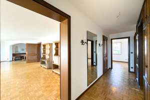 Viel Raum für neue Ideen – großzügiges Wohnen mit Dachterrasse und Panoramablick über die Weinberge – 70327 Rotenberg, Stuttgart – Vorschaubild 8