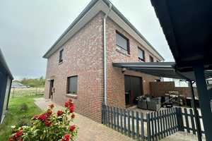 Moderne Doppelhaushälfte mit Garten und Carport – ab 01.07.2025 zu mieten! – Van-Gogh-Allee 17a, 26389 Wilhelmshaven – Vorschaubild 1