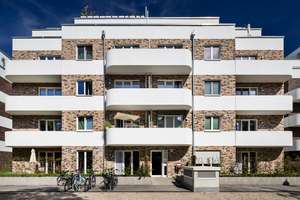 Exklusive, neuwertige 3-Zimmer-Wohnung , 99 qm, Einbauküche und Terrasse in Berlin-Karlshorst