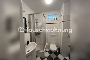 Tauschwohnung: Wunderschöne 2-Zimmer Wohnung mit Balkon im Grünen