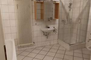 Zwei Zimmer in Mainz-Laubenheim: Helle Wohnung mit Balkon