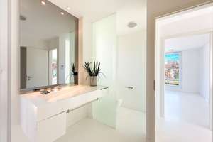 Einzigartiges Luxus-Penthouse-Loft
mit 3 Dachterrassen in Stuttgart-West – Die vollständige Adresse der Immobilie erhältst du vom Anbieter., 70176 Rosenberg, Stuttgart – Vorschaubild 16