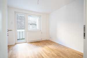 Erstbezug nach umfassender Renovierung - 2-Zimmer mit Balkon | WG-geeignet  – Moselstraße 74, 50674 Köln – Vorschaubild 7