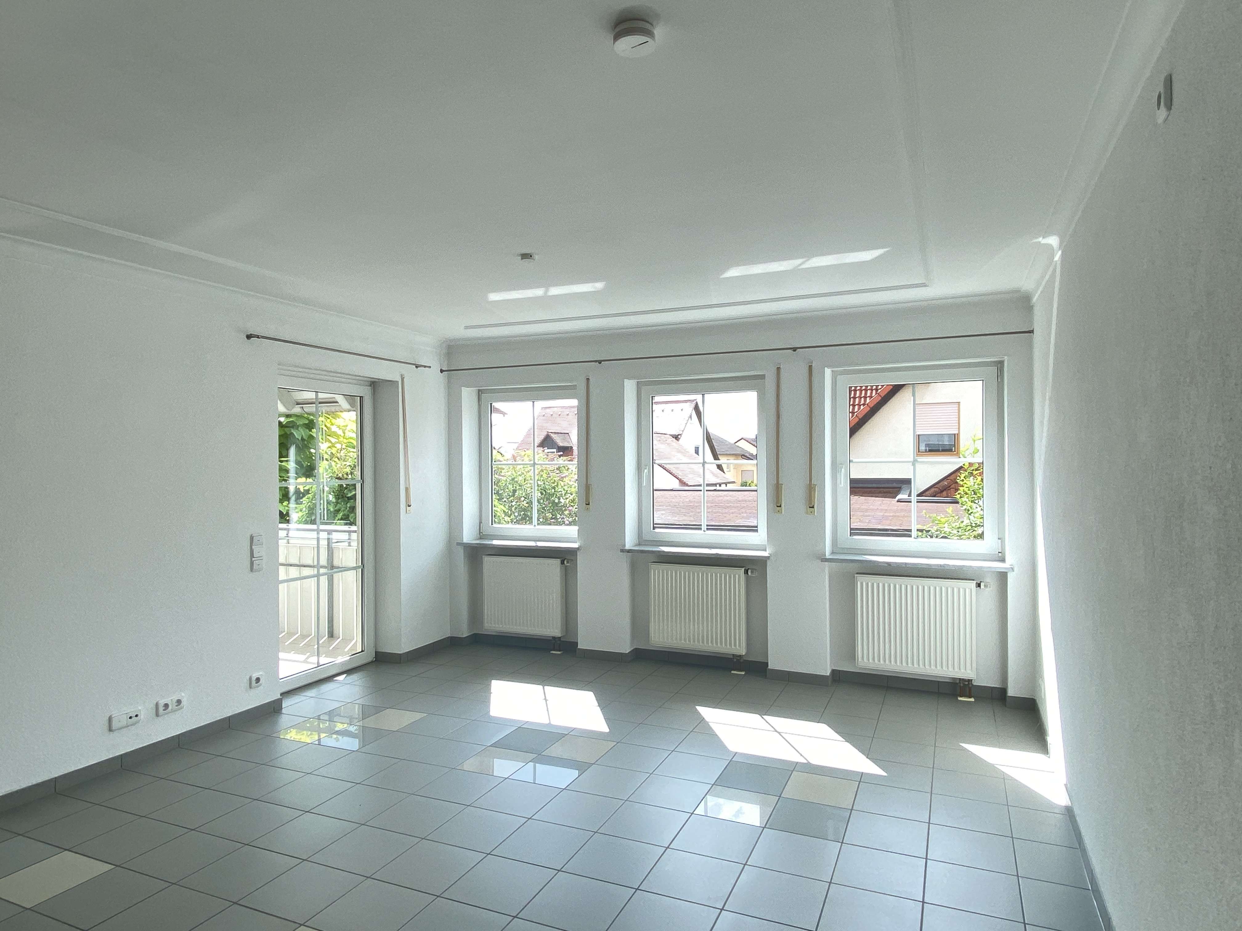 Immobilie in Eggolsheim - Gepflegtes Mehrfamilienhaus mit Ausblick in ruhiger Hanglage – - Bild 8