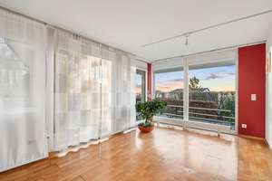 Aussicht-Architektur-Lebensqualität! Wohnen in bester Lage Reutlingens – Die vollständige Adresse der Immobilie erhältst du vom Anbieter., 72766 Reutlingen-Mitte, Reutlingen – Vorschaubild 17