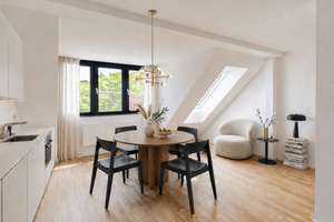 Dachgeschosswohnung im  Erstbezug mit kompakten  Grundriss im Reuterkiez