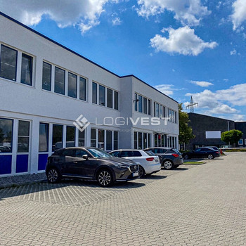 Produktions- und Lagerhalle mit Büro und großer Freifläche