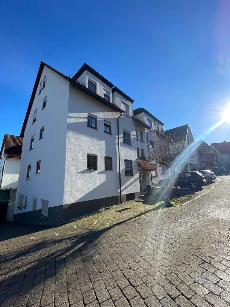 Immobilie in Neuhausen auf den Fildern - 3-Zi-Whg. mit Gartenanteil - Bild 0