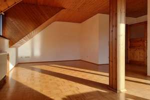Komfortable, hübsche 3,5 ZW (DG) mit Turmbergblick in Karlsruhe Grötzingen – Die vollständige Adresse der Immobilie erhältst du vom Anbieter., 76229 Grötzingen, Karlsruhe – Vorschaubild 5