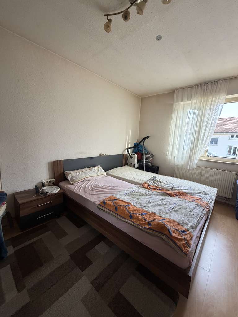 Immobilie in Ebersbach an der Fils - Kapitalanlage mit Potenzial oder kompaktes Eigenheim – preiswerte 2-Zimmer-Wohnung in Ebersbach - Bild 1