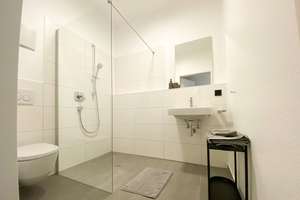 Einfach einziehen, möbliertes Zuhause in Stuttgart-West! – Schwabstraße 139A, 70193 Hölderlinplatz, Stuttgart – Vorschaubild 3