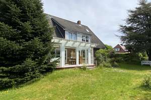 Solide gebautes Wohnhaus mit großem Grundstück – Stine-Andresen-Weg 10, 25938 Wyk auf Föhr – Vorschaubild 3