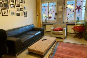 Gut geschnittene  2-Zimmer-Wohnung mit Balkon im beliebten Agnesviertel – Neusser Strasse 104, 50670 Köln – Vorschaubild 2
