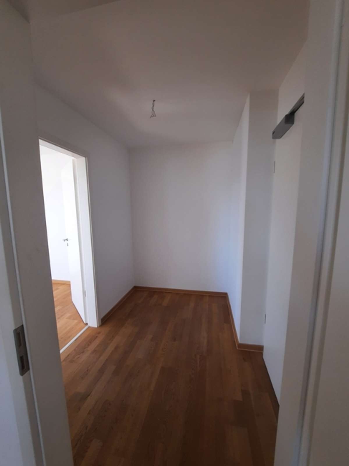 Attraktive 2-Zimmer-DG-Wohnung mit gemütlichem Balkon und modernem Bad in Erfurt/Löbervorstadt