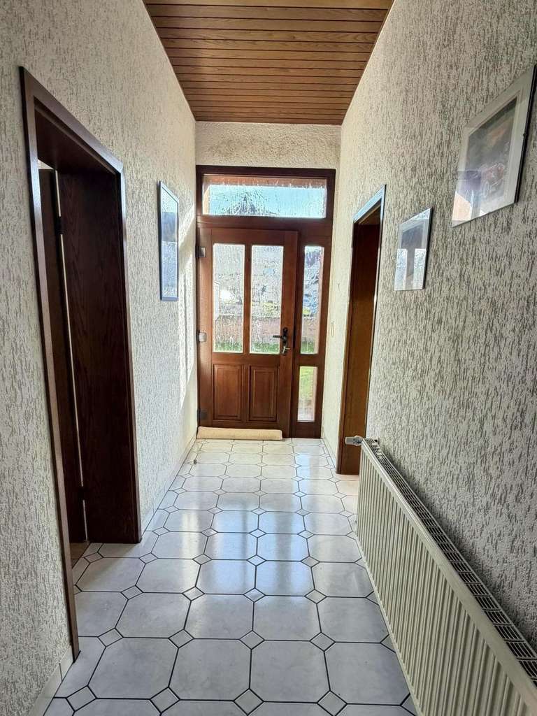 Immobilie in Waldmohr - Ein - oder Zweifamilienhaus auf großem Grundstück in Homburg
 - Bild 3