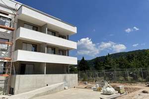 Barrierefreie 4-Zi.-Neubauwohnung mit Tiefgaragenstellplatz und tollem Ausblick!
