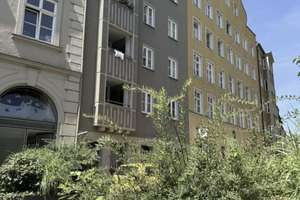 +++ Bestlage Innenstadt - 1,5 Zimmer mit hellem Balkon - Einbauküche - ohne Makler +++ – Dominikanergasse 22, 86150 Lechviertel, östl. Ulrichsviertel, Augsburg – Vorschaubild 2