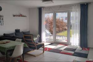 Neuwertige, energieeffiziente, moderne und helle 3-Zi-Gartenwohnung mit Südterrasse – Schönbachstr. 14, 86154 Oberhausen-Nord, Augsburg – Vorschaubild 1