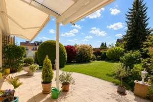 Großzügiges Familiendomizil mit traumhaftem Garten in Wiesbaden-Freudenberg – Lilienweg 45, 65201 Dotzheim, Wiesbaden – Vorschaubild 2