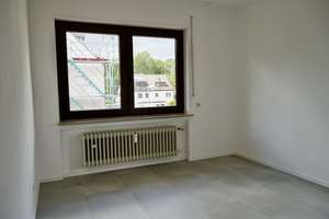 Helle 2-Zimmer-Wohnung mit 2 Balkonen und Echtholzparkett in Stuttgart-Heumaden – Die vollständige Adresse der Immobilie erhältst du vom Anbieter., 70619 Heumaden, Stuttgart – Vorschaubild 10
