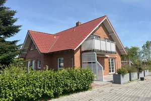 Wohnhaus mit Gewerbehalle – Wittmund (Kreis) – Vorschaubild 1