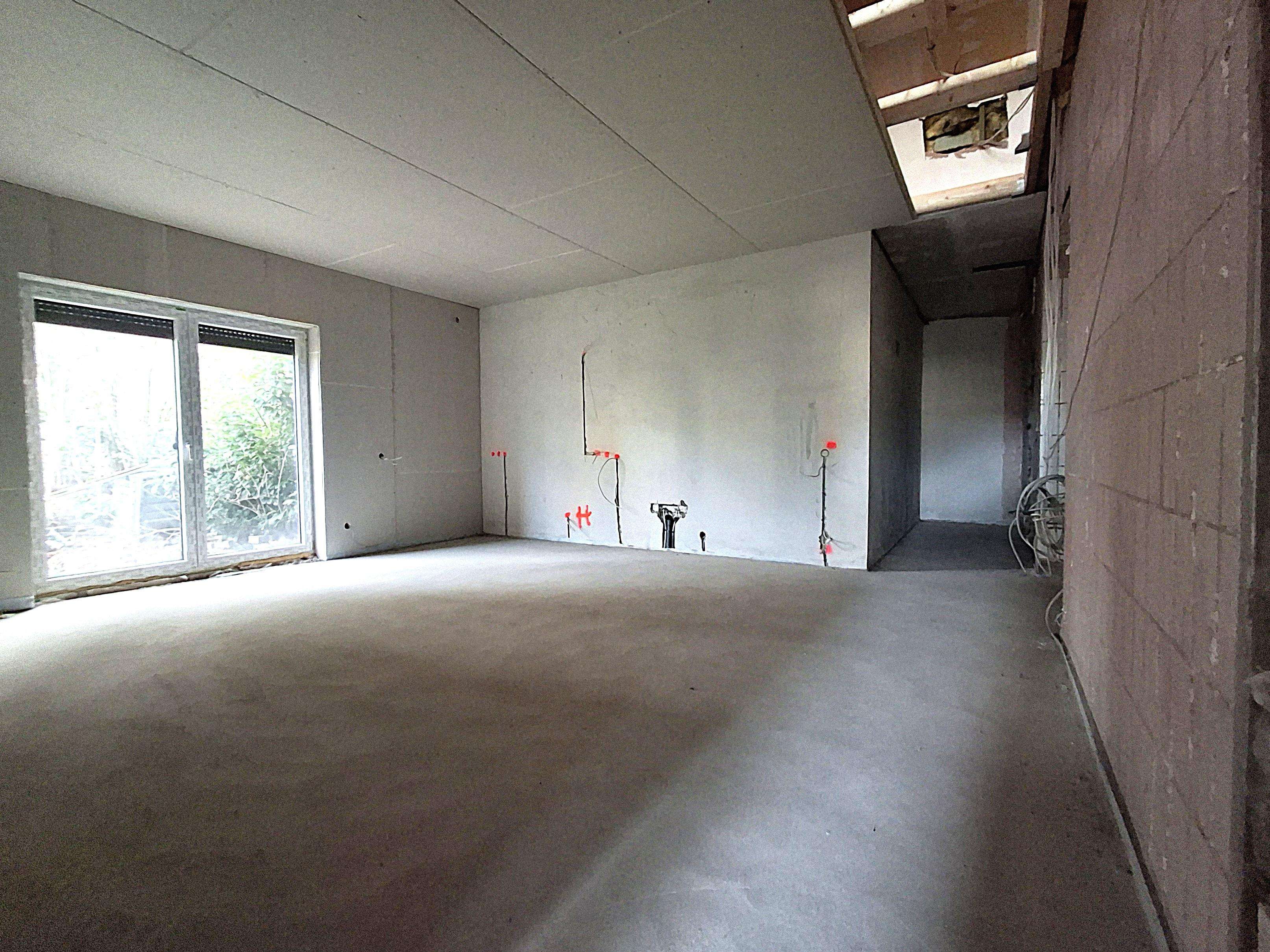 Zwangsversteigerung - 4-Zimmer Eigentumswohnung mit Lagerflächen in Gütersloh - provisionsfrei fü, Gütersloh Kreis – Bild 2