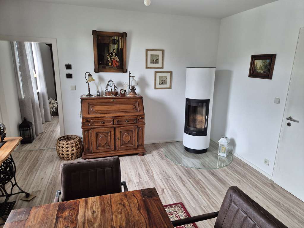 Immobilie in Wiehl - Freistehendes Einfamilienhaus aus 1909 mit Charme – modernisiert - Bild 1