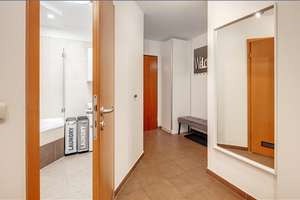 Möbliert: Moderne und helle Maisonette Wohnung zur Miete – Die vollständige Adresse der Immobilie erhältst du vom Anbieter., 80807 Milbertshofen, München – Vorschaubild 11