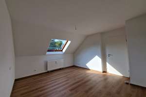 Hochwertig renovierte 5-Zimmer-Wohnung mit außergewöhnlichem Wohnbereich – Roermonder Straße 597, 52072 Richterich, Aachen – Vorschaubild 7