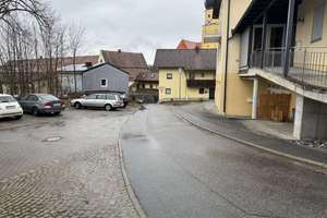 Repräsentatives Mehrfamilienhaus mit vielseitigen Nutzungsmöglichkeiten – Dr.-Gäch-Straße 2, 94374 Schwarzach – Vorschaubild 37