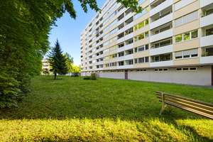 Wohntraum mit Weitblick: Lichtdurchflutete 3-Zimmer-Wohnung mit Loggia ins Grüne – Die vollständige Adresse der Immobilie erhältst du vom Anbieter., 76228 Durlach, Karlsruhe – Vorschaubild 8
