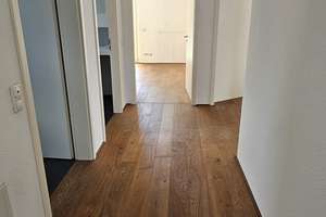 Lichtdurchflutete , großzügige Penthousewohnung mit zwei Dachterrassen – Champignystr. 16, 72762 Reutlingen-Mitte, Reutlingen – Vorschaubild 9