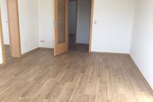 +++  XXL Balkon und Eckbadewanne zum Entspannen  +++ – Zietenstraße 82, 9130 Sonnenberg, Chemnitz – Vorschaubild 3