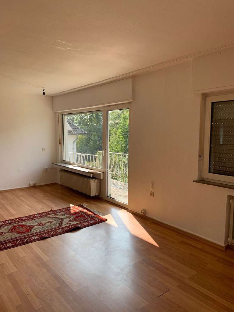 Immobilie in Hennef (Sieg) - Viel Platz, viele Möglichkeiten: Zweifamilienhaus mit großem Garten in Hennef-Allner - Bild 4