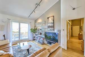 Zwei Dachterrassen. Zwei Bäder. Ein außergewöhnliches Zuhause. – 81737 Altperlach, München – Vorschaubild 2