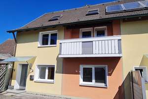 Gemütliche DHH zum Sofort-Bezug! – Die vollständige Adresse der Immobilie erhältst du vom Anbieter., 88459 Tannheim – Vorschaubild 1