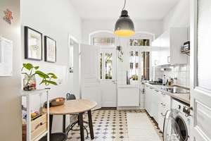 Stuttgart Süd, stilvolle 3 Zimmer Wohnung in stadtnaher, sonniger Villenlage – Sonnenbergstraße 31, 70184 Dobel, Stuttgart – Vorschaubild 15