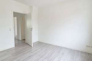 Moderne Wohnung im DG: Einbauküche inklusive – Die vollständige Adresse der Immobilie erhältst du vom Anbieter., 33647 Brackwede, Bielefeld – Vorschaubild 7