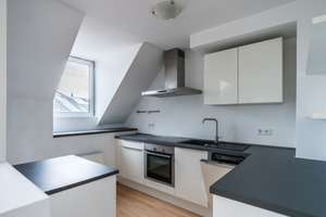 NEW *PAUL & PARTNER* GEMÜTLICHE MAISONETTE-EINHEIT MIT BALKON IN TOP LAGE ! – Die vollständige Adresse der Immobilie erhältst du vom Anbieter., 65183 Mitte, Wiesbaden – Vorschaubild 17